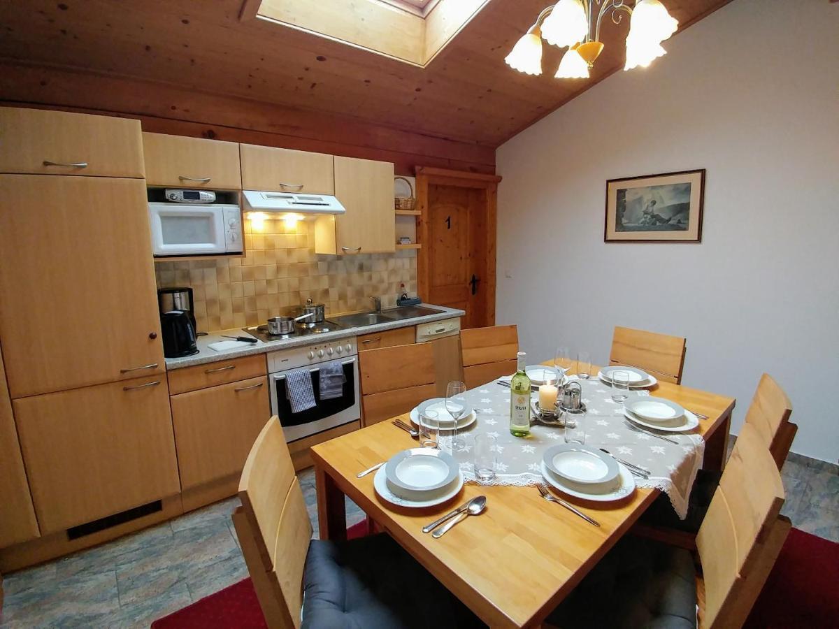 Ferienhaus Bergblick Fulpmes Ngoại thất bức ảnh